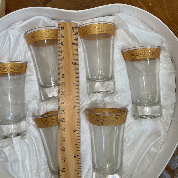 New in Heart Box D’Moda Italy Design Set of 6 Glasses - Picture 3 of 8